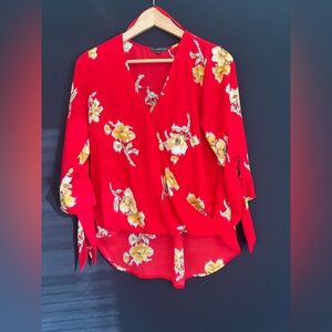 West Kei Stitch Fix Red Yellow Floral Crossover 3/4 Sleeve Shirt in XS